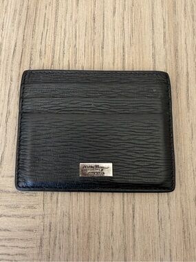 Salvatore Ferragamo Black Logo Plaque Cardholder 6 Card Slots Made In Italy